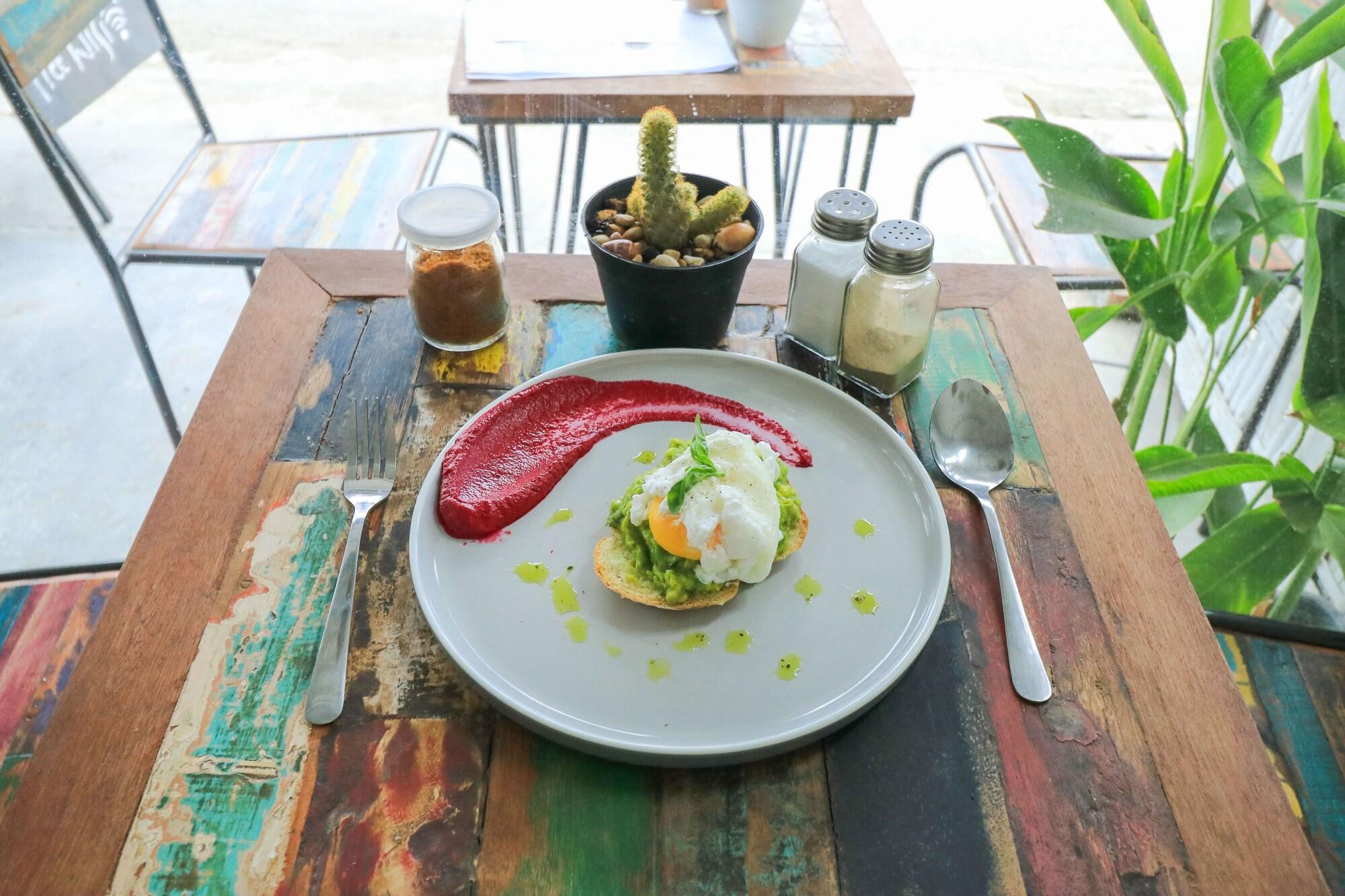 Hotel The Wina Echo Kuta (Bali)
